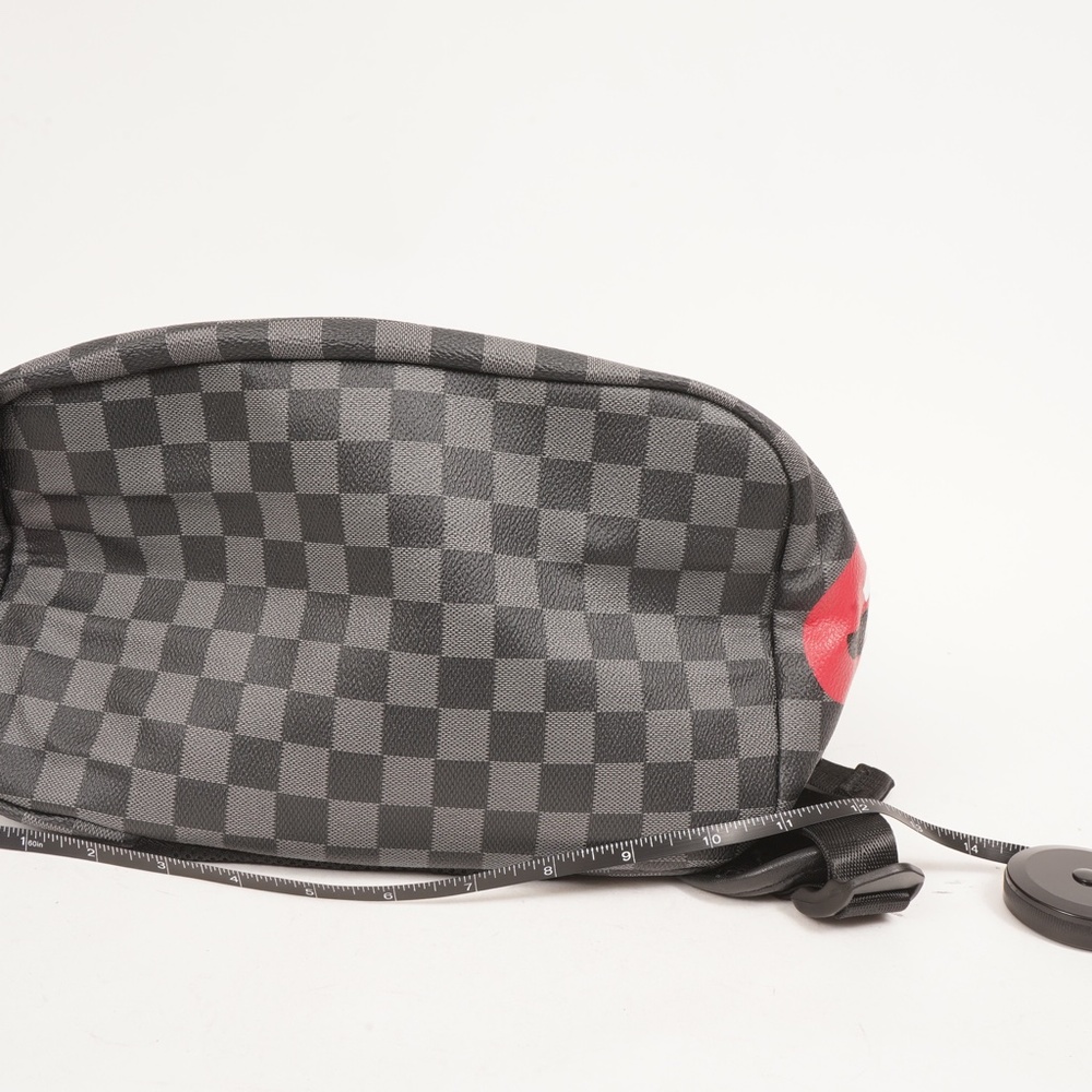 Grey Checkered Pattern Multi-Pocket Shark Teeth Graphic Leather Backpack NWOT - Picture 10 of 11